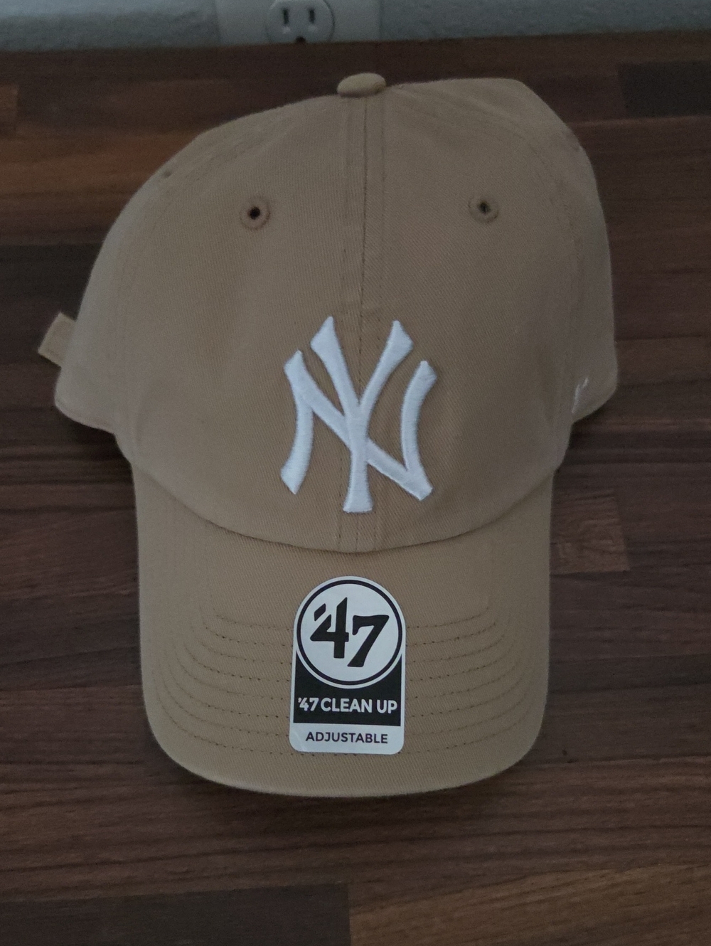 47 Tan New York Yankees Baseball Cap with White Logo